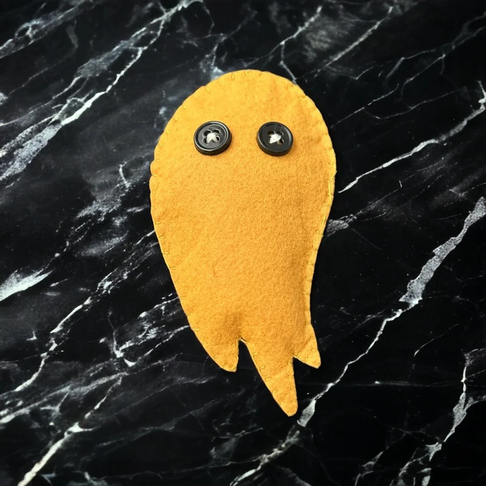 Ghost Garland 6’ Handcrafted Felt Ghosts Halloween Decor **Customizable**